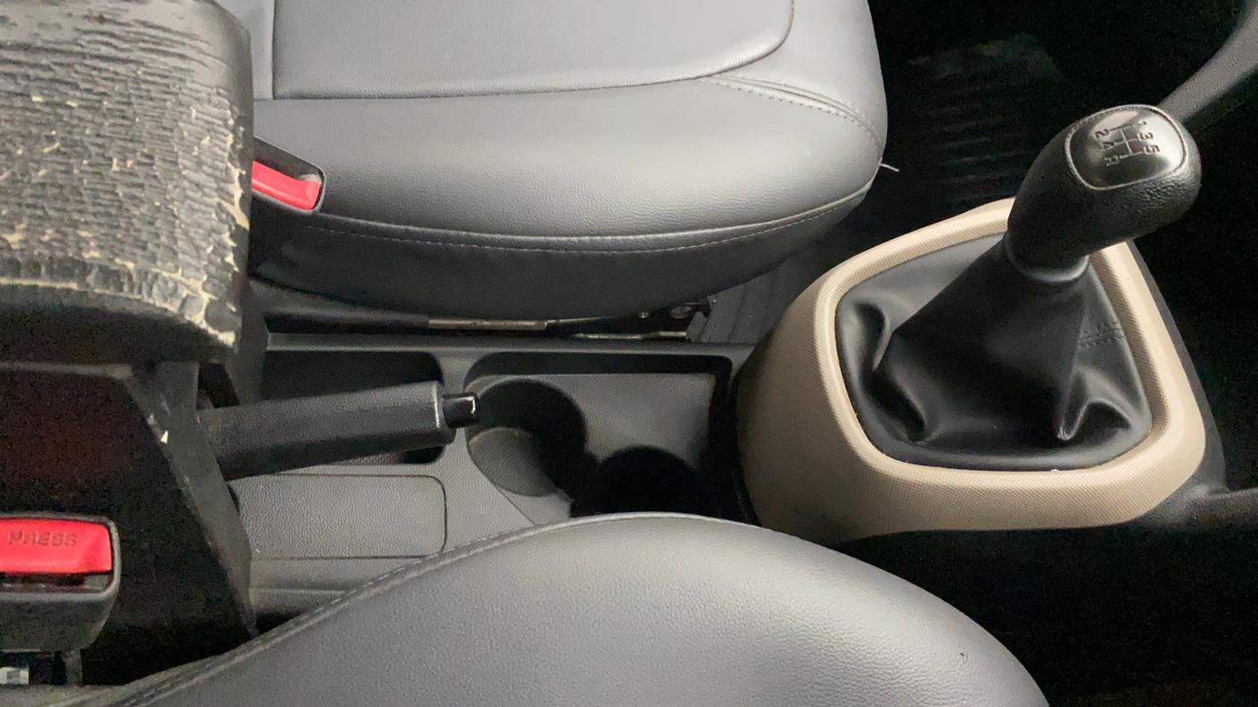 2018 Hyundai Grand i10 MAGNA 1.2 KAPPA VTVT, Petrol, Manual, 60,626 km, Gear Lever