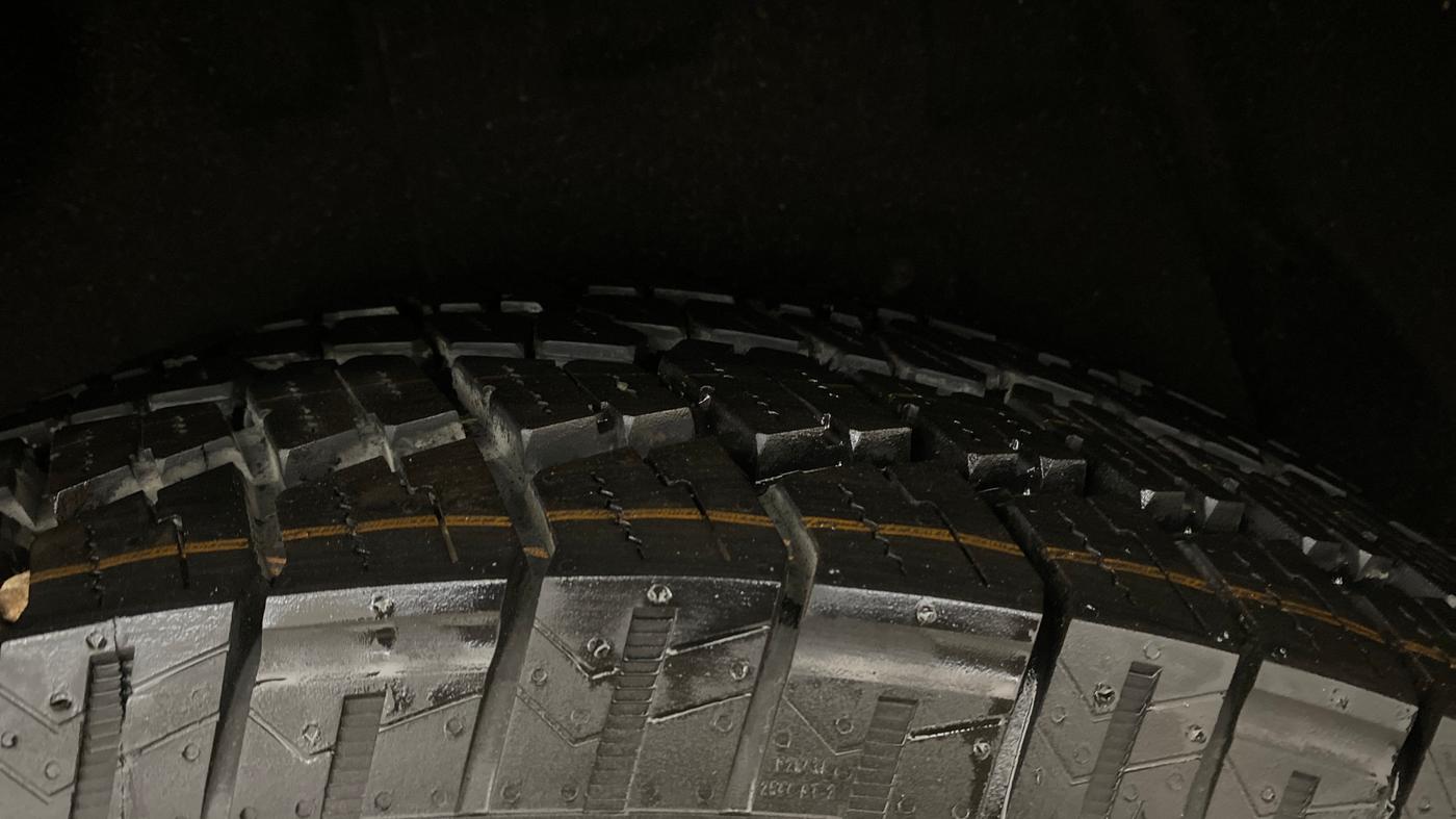 2023 Mahindra SCORPIO-N Z8 L DIESEL AT 4WD 7 STR, Diesel, Automatic, 45,447 km, Left Rear Tyre Tread