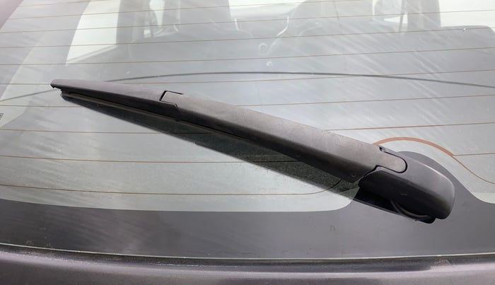 2016 Maruti Baleno DELTA PETROL 1.2, Petrol, Manual, 1,10,885 km, Rear Wiper