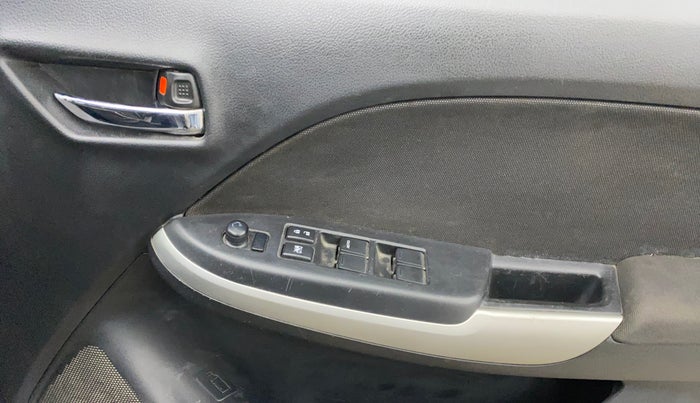 2016 Maruti Baleno DELTA PETROL 1.2, Petrol, Manual, 1,10,885 km, Driver Side Door Panels Control