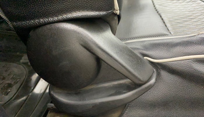 2016 Maruti Baleno DELTA PETROL 1.2, Petrol, Manual, 1,10,885 km, Driver Side Adjustment Panel