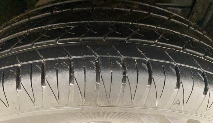 2019 Maruti Vitara Brezza VDI AMT, Diesel, Automatic, 86,421 km, Right Front Tyre Tread