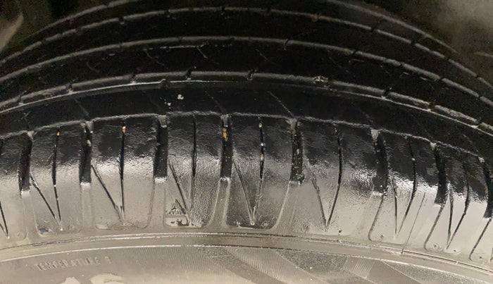 2019 Maruti Vitara Brezza VDI AMT, Diesel, Automatic, 86,421 km, Right Rear Tyre Tread