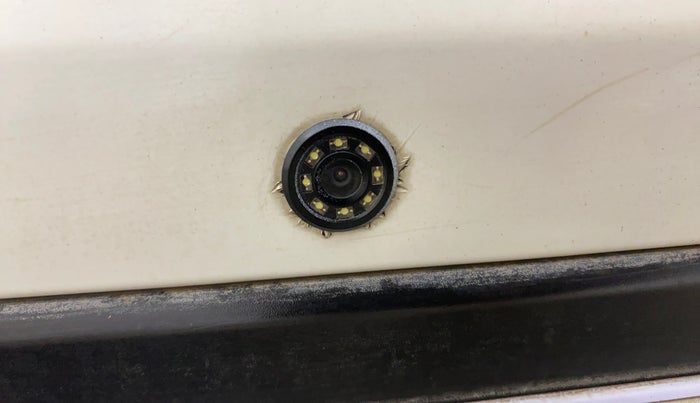 2019 Maruti Vitara Brezza VDI AMT, Diesel, Automatic, 86,421 km, Parking Camera