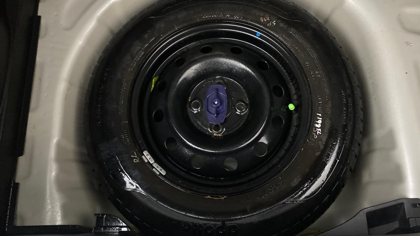 2018 Maruti Swift VXI, Petrol, Manual, 46,345 km, Spare Tyre