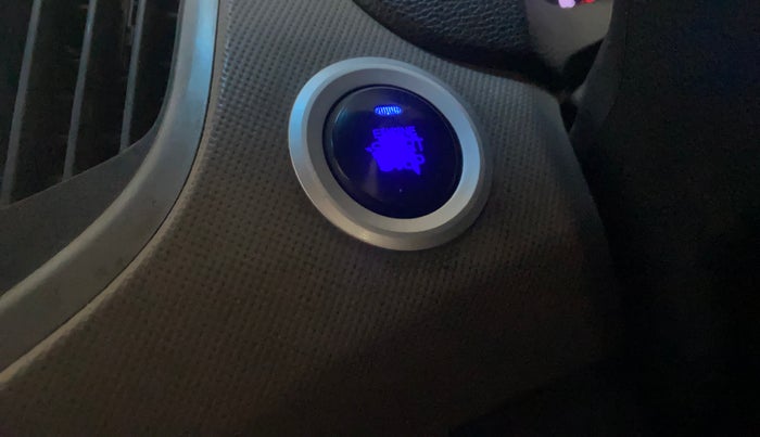 2016 Hyundai Creta SX PLUS 1.6 PETROL, Petrol, Manual, 79,599 km, Keyless Start/ Stop Button