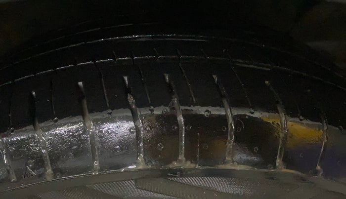 2016 Hyundai Creta SX PLUS 1.6 PETROL, Petrol, Manual, 79,599 km, Right Front Tyre Tread