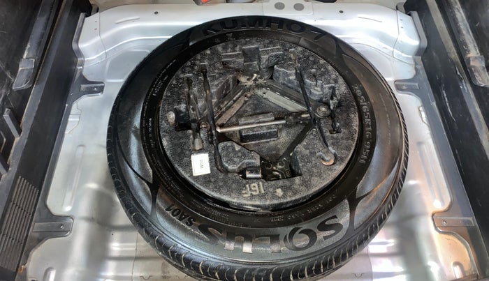 2016 Hyundai Creta SX PLUS 1.6 PETROL, Petrol, Manual, 79,599 km, Spare Tyre