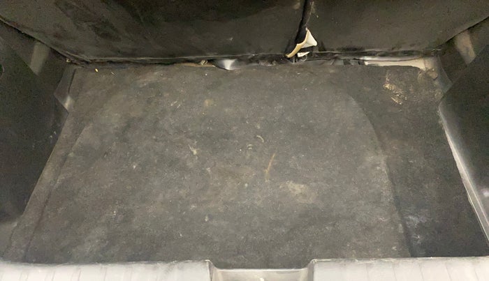 2016 Maruti Baleno ZETA CVT PETROL 1.2, Petrol, Automatic, 47,932 km, Boot Inside