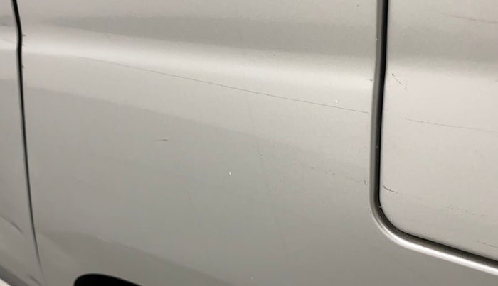 2017 Mahindra TUV300 T4 PLUS, Diesel, Manual, 94,618 km, Left quarter panel - Minor scratches