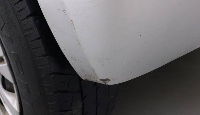 2017 Mahindra TUV300 T4 PLUS, Diesel, Manual, 94,618 km, Rear bumper - Minor scratches