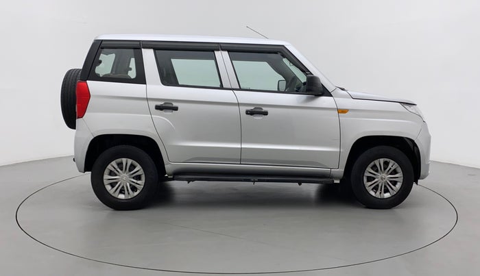 2017 Mahindra TUV300 T4 PLUS, Diesel, Manual, 94,618 km, Right Side View