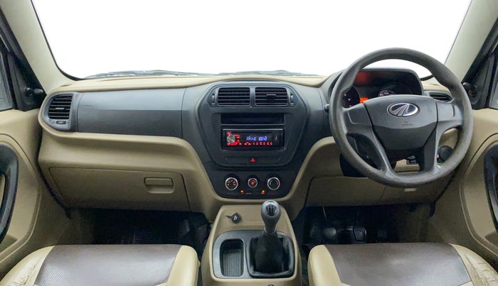 2017 Mahindra TUV300 T4 PLUS, Diesel, Manual, 94,618 km, Dashboard