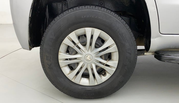 2017 Mahindra TUV300 T4 PLUS, Diesel, Manual, 94,618 km, Right Rear Wheel