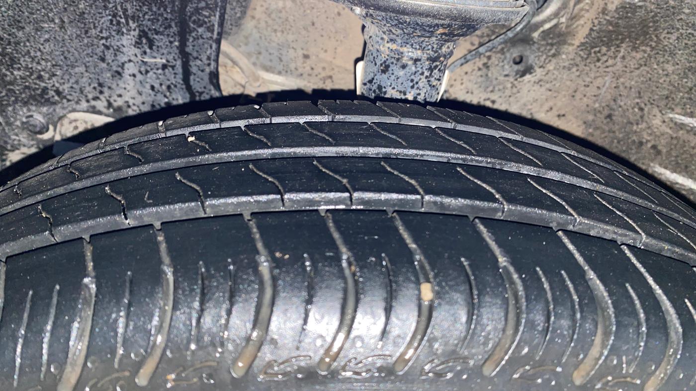 2020 Maruti New Wagon-R VXI 1.2, Petrol, Manual, 83,681 km, Left Front Tyre Tread