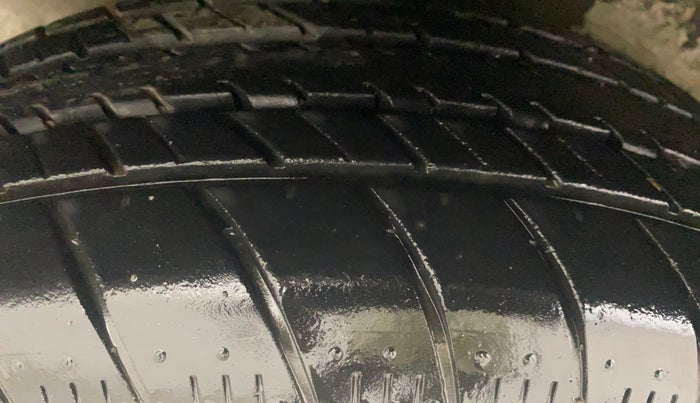 2014 Maruti Celerio VXI AMT, Petrol, Automatic, 50,314 km, Right Rear Tyre Tread