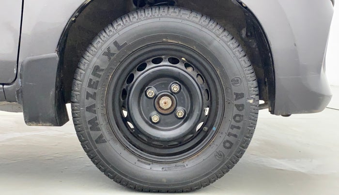 2018 Maruti Alto 800 LXI, Petrol, Manual, 22,243 km, Right Front Wheel