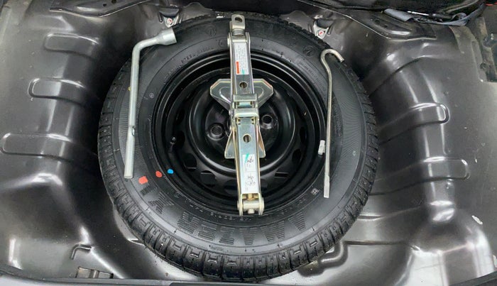 2018 Maruti Alto 800 LXI, Petrol, Manual, 22,243 km, Spare Tyre