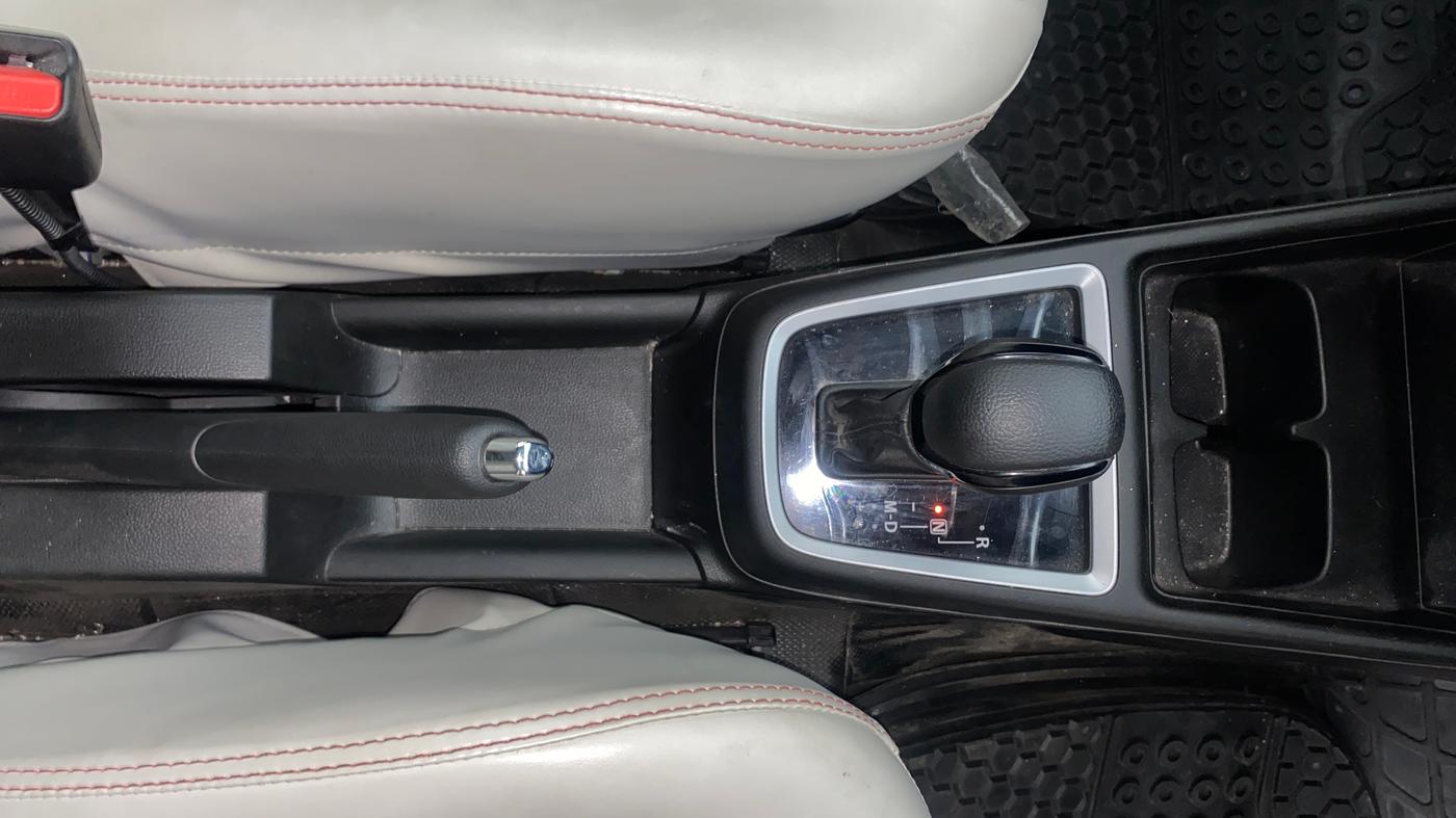 2023 Maruti Swift ZXI AMT, Petrol, Automatic, 13,335 km, Gear Lever