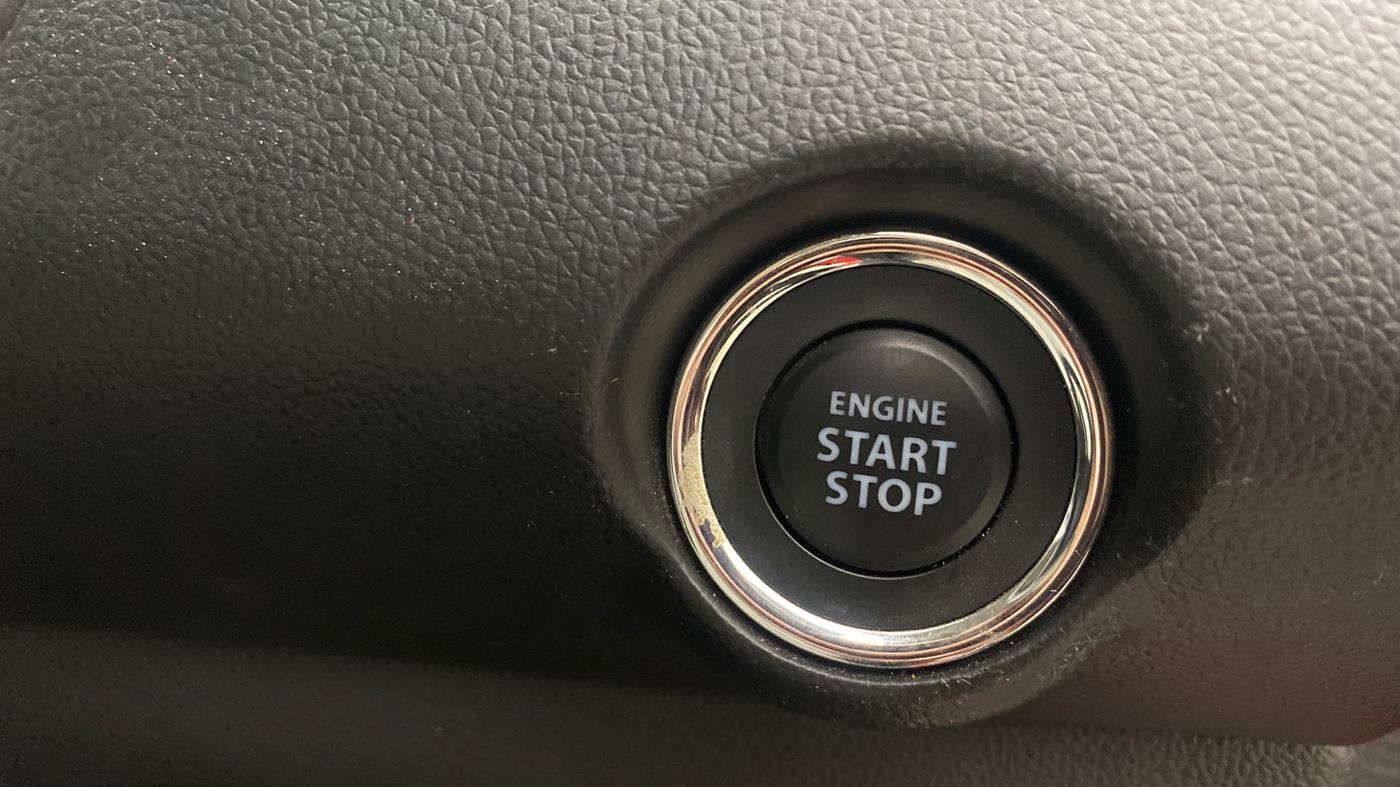 2023 Maruti Swift ZXI AMT, Petrol, Automatic, 13,335 km, Keyless Start/ Stop Button