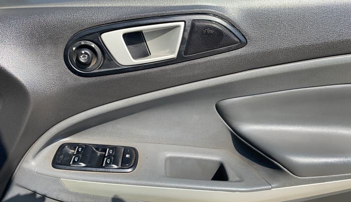 2017 Ford Ecosport TREND+ 1.5L DIESEL, Diesel, Manual, 65,480 km, Driver Side Door Panels Control