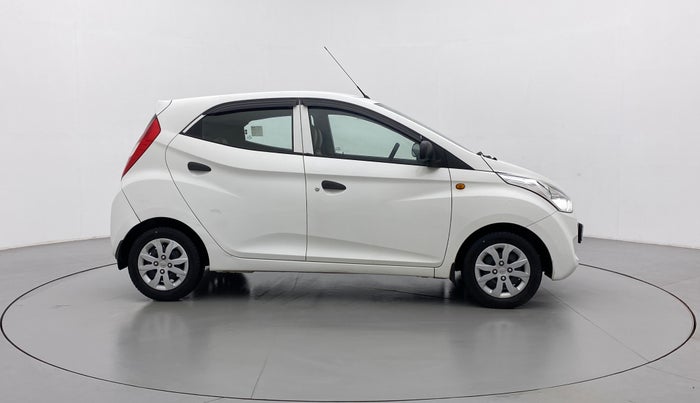 2018 Hyundai Eon MAGNA PLUS, Petrol, Manual, 4,401 km, Right Side View