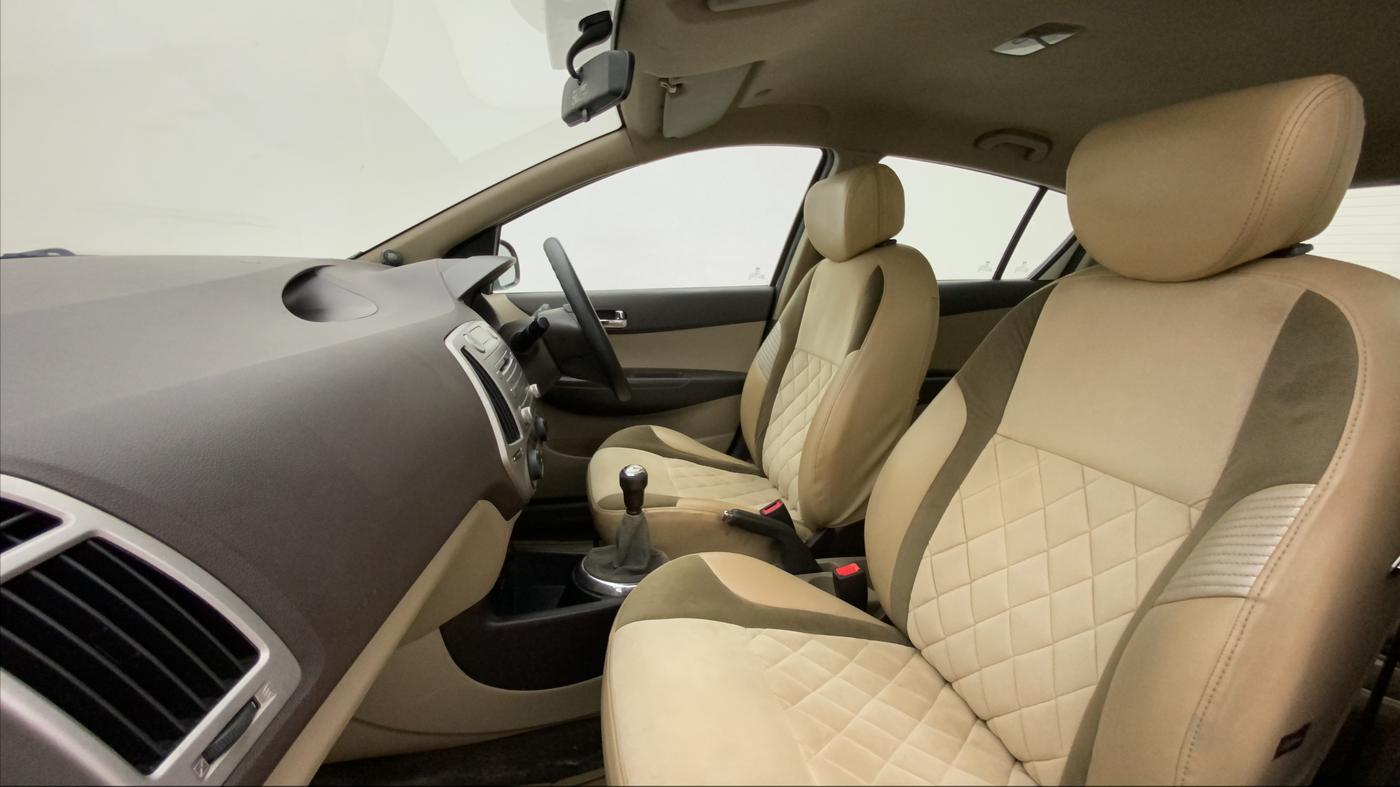 2011 Hyundai i20 ASTA 1.2, Petrol, Manual, 57,914 km, Right Side Front Door Cabin