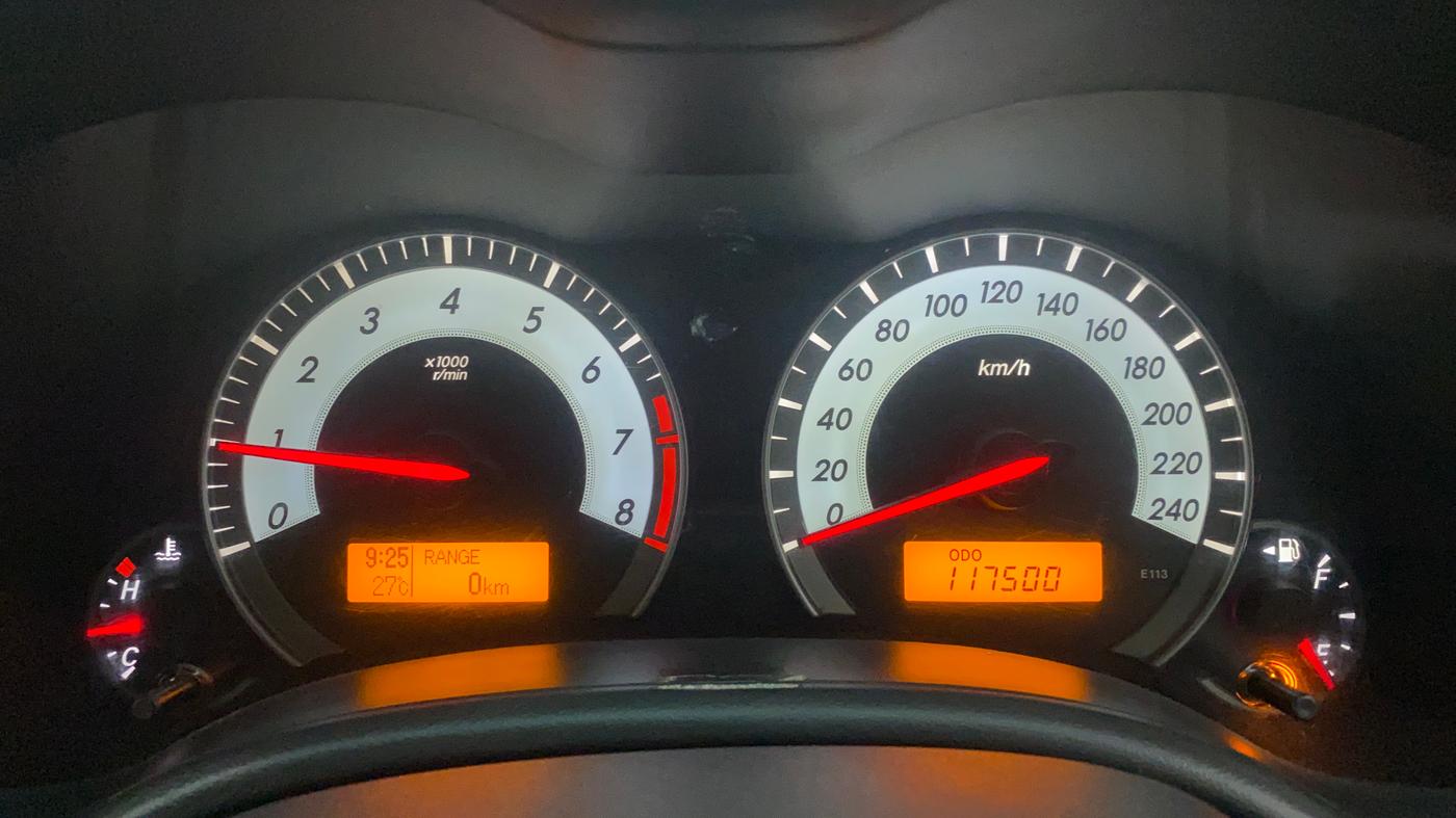 2011 Toyota Corolla Altis G PETROL, CNG, Manual, 1,17,369 km, Odometer Image