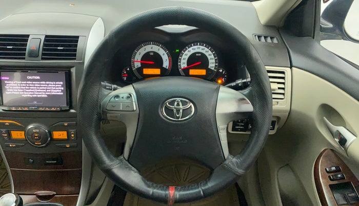 2011 Toyota Corolla Altis G PETROL, CNG, Manual, 1,17,369 km, Steering Wheel Close Up