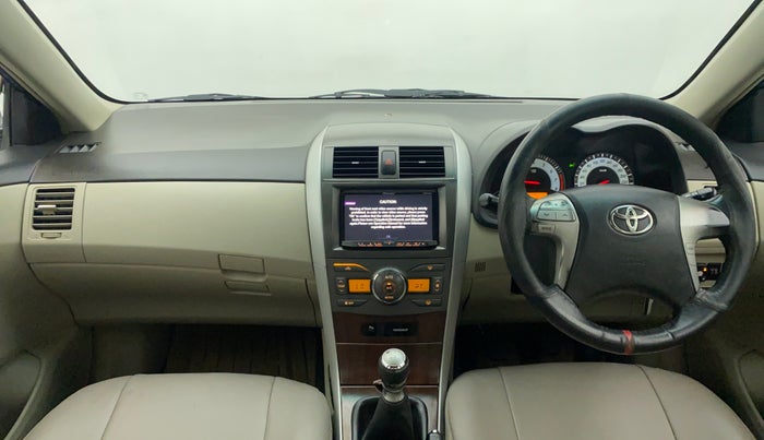 2011 Toyota Corolla Altis G PETROL, CNG, Manual, 1,17,369 km, Dashboard