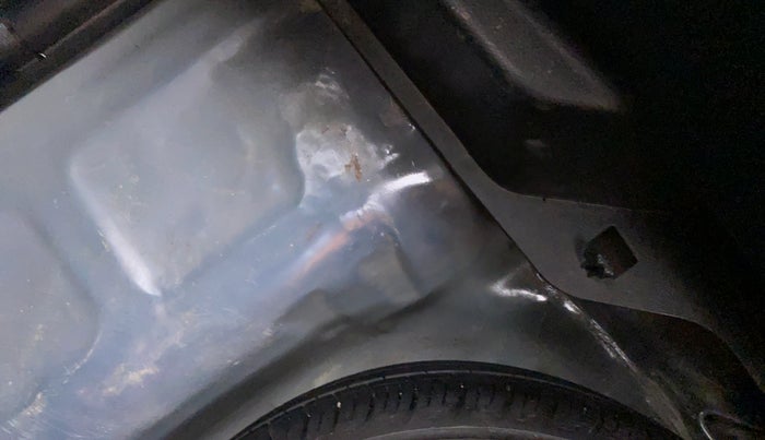 2021 Maruti Baleno ZETA PETROL 1.2, Petrol, Manual, 14,311 km, Boot floor - Slight discoloration