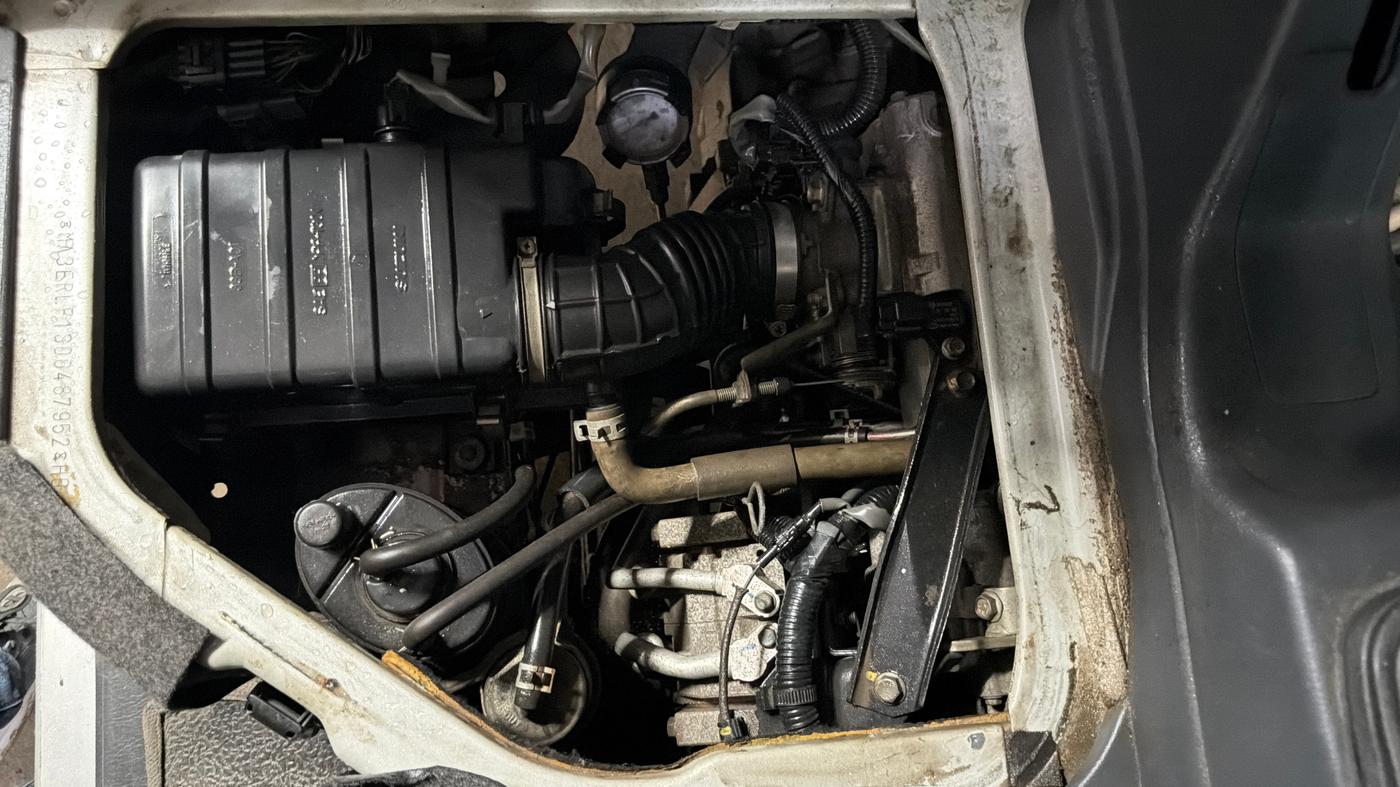 2016 Maruti Eeco 5 STR WITH A/C+HTR CNG, CNG, Manual, 47,578 km, Engine View