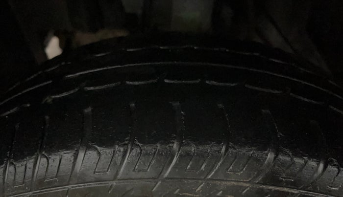 2018 Datsun Go Plus T, Petrol, Manual, 26,297 km, Left Front Tyre Tread