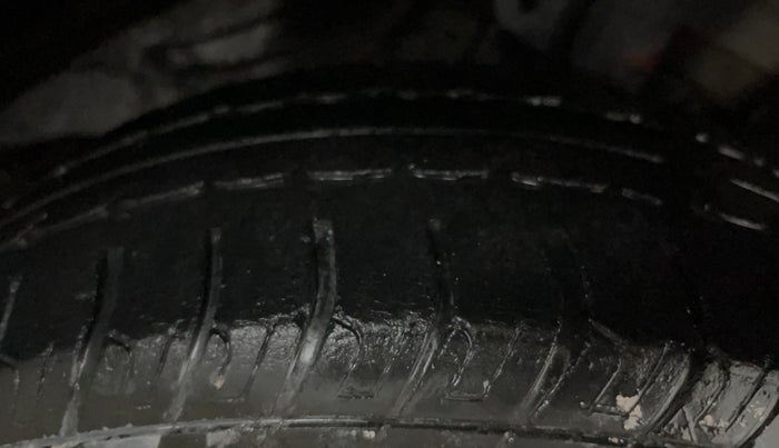2018 Datsun Go Plus T, Petrol, Manual, 26,297 km, Right Front Tyre Tread
