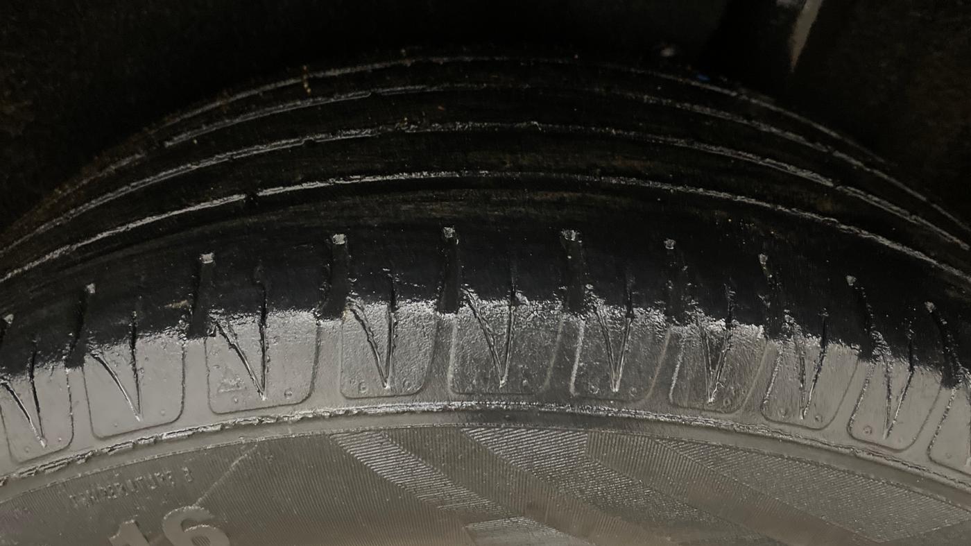 2018 Maruti Vitara Brezza ZDI PLUS AMT, Diesel, Automatic, 87,020 km, Left Rear Tyre Tread
