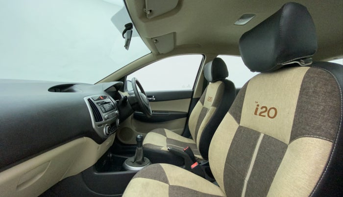 2014 Hyundai i20 MAGNA (O) 1.2, Petrol, Manual, 64,814 km, Right Side Front Door Cabin