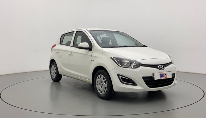 2014 Hyundai i20 MAGNA (O) 1.2, Petrol, Manual, 64,814 km, Right Front Diagonal