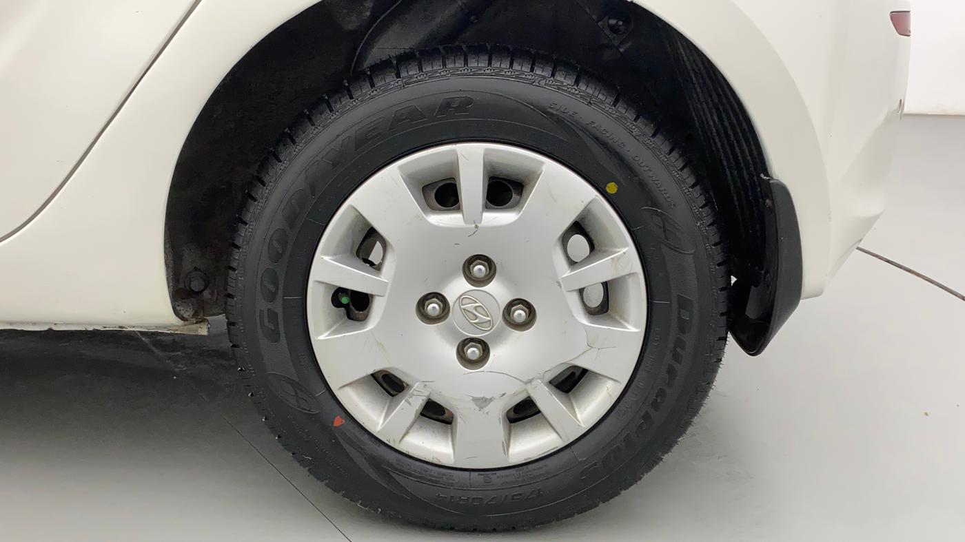 2014 Hyundai i20 MAGNA (O) 1.2, Petrol, Manual, 64,814 km, Left Rear Wheel