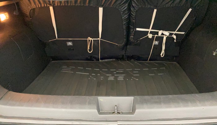 2021 Nissan MAGNITE XV PREMIUM DUAL TONE, Petrol, Manual, 25,867 km, Boot Inside