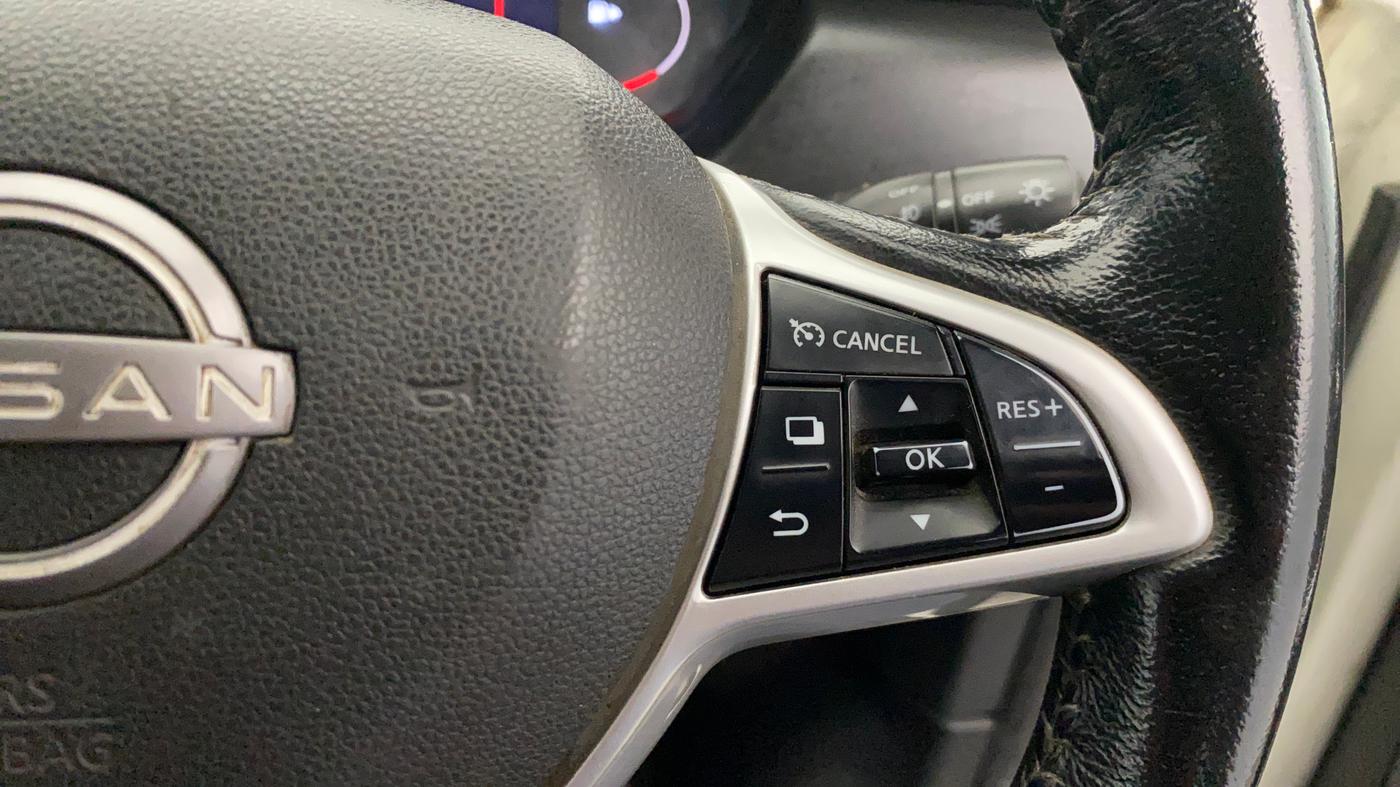 2021 Nissan MAGNITE XV PREMIUM DUAL TONE, Petrol, Manual, 25,867 km, Adaptive Cruise Control