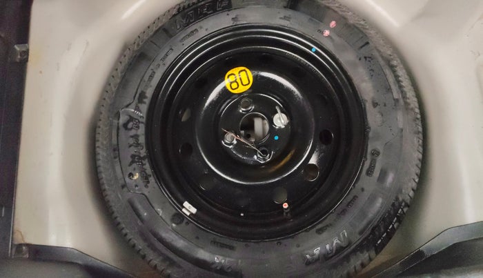 2017 Maruti Swift ZDI, Diesel, Manual, 85,357 km, Spare Tyre