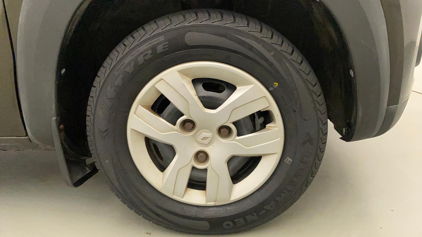 2016 Renault Kwid RXT 0.8, Petrol, Manual, 14,661 km, Right Front Wheel