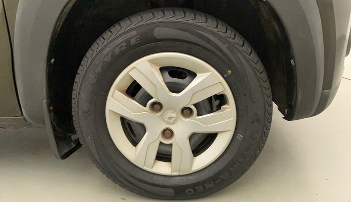 2016 Renault Kwid RXT 0.8, Petrol, Manual, 14,661 km, Right Front Wheel