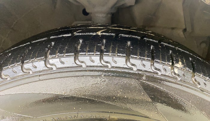 2016 Maruti Celerio VXI AMT, Petrol, Automatic, 49,873 km, Right Front Tyre Tread
