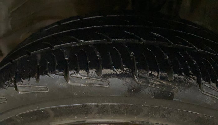 2018 Maruti Alto K10 VXI, Petrol, Manual, 92,114 km, Left Front Tyre Tread
