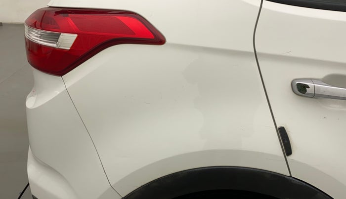 2016 Hyundai Creta SX PLUS AT 1.6 PETROL, Petrol, Automatic, 44,794 km, Right quarter panel - Slightly dented