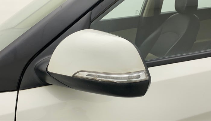 2016 Hyundai Creta SX PLUS AT 1.6 PETROL, Petrol, Automatic, 44,794 km, Left rear-view mirror - Indicator light has minor damage