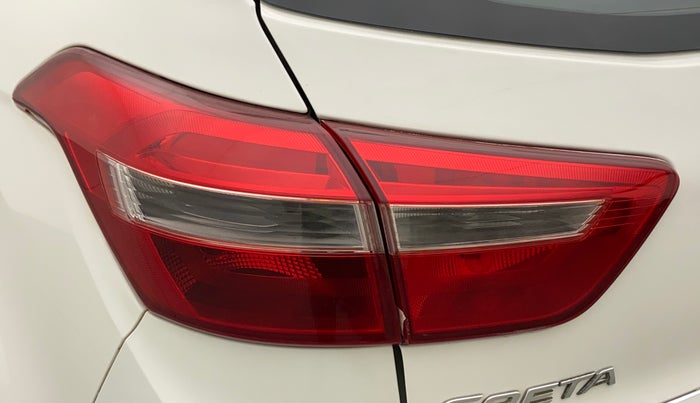 2016 Hyundai Creta SX PLUS AT 1.6 PETROL, Petrol, Automatic, 44,794 km, Left tail light - Minor damage