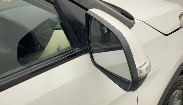 2016 Hyundai Creta SX PLUS AT 1.6 PETROL, Petrol, Automatic, 44,794 km, Right rear-view mirror - Folding motor not working