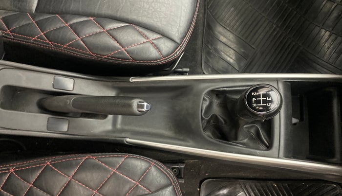 2018 Maruti Baleno DELTA PETROL 1.2, Petrol, Manual, 38,963 km, Gear Lever